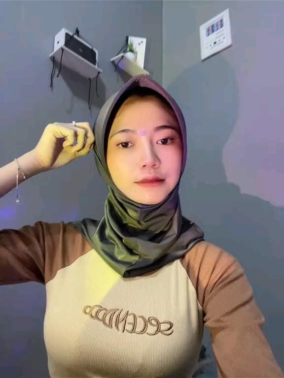 minta jatah sepong di gudang sekolah Lampung <-> full version |2026}
